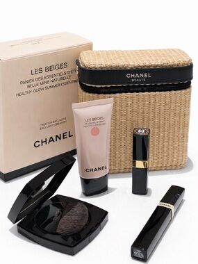 Chanel Les Beiges Healthy Glow Summer Essentials Set